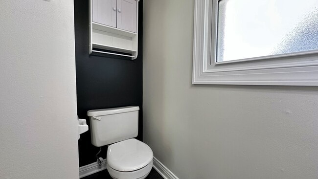 Building Photo - 17670 Green Isle Ct