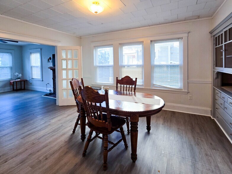 Building Photo - 63 Pinckney St