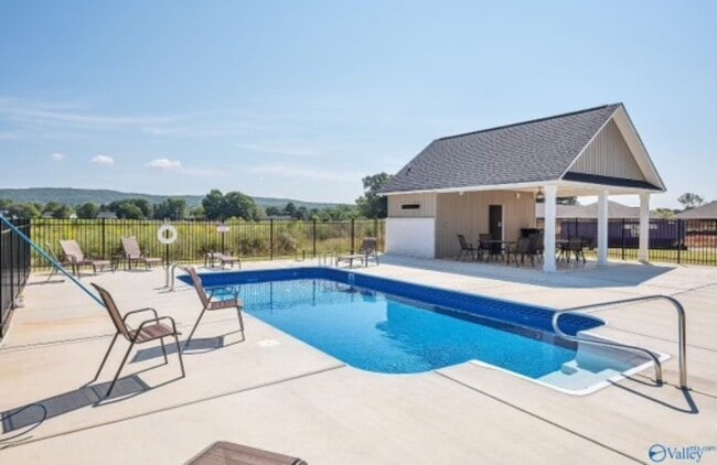 Building Photo - 108 Bingham Wy