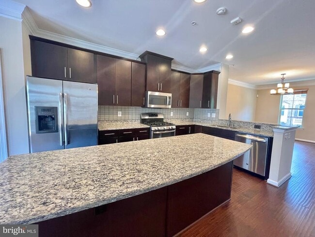 Building Photo - 9162 Landon House Ln