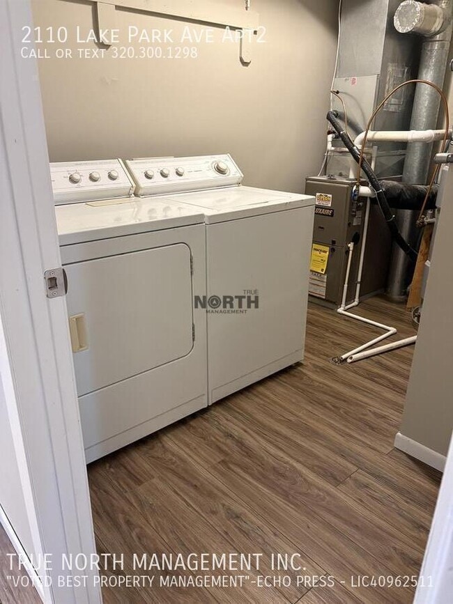 Building Photo - 2110 Lake Park Ave