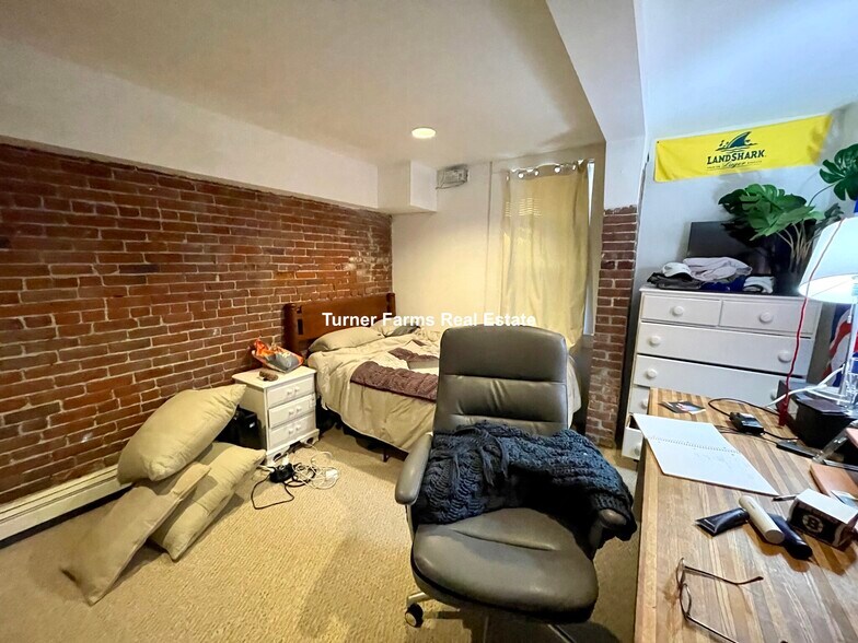 Building Photo - 480 Massachusetts Ave