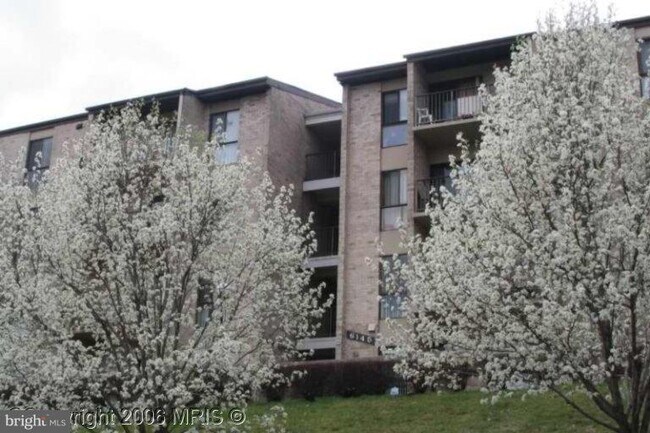 Primary Photo - 6145 Edsall Rd