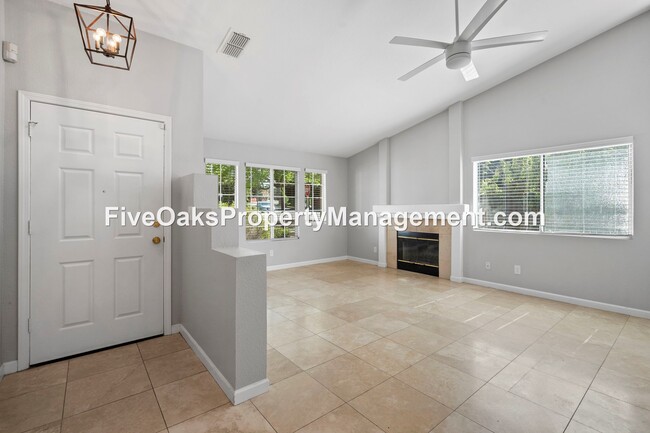 Building Photo - 3301 Burberry Way