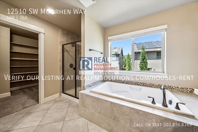 Building Photo - 12510 SW Moorhen Way