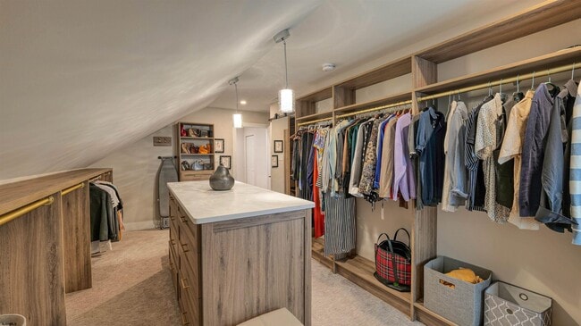 Building Photo - 6223 Winchester Ave