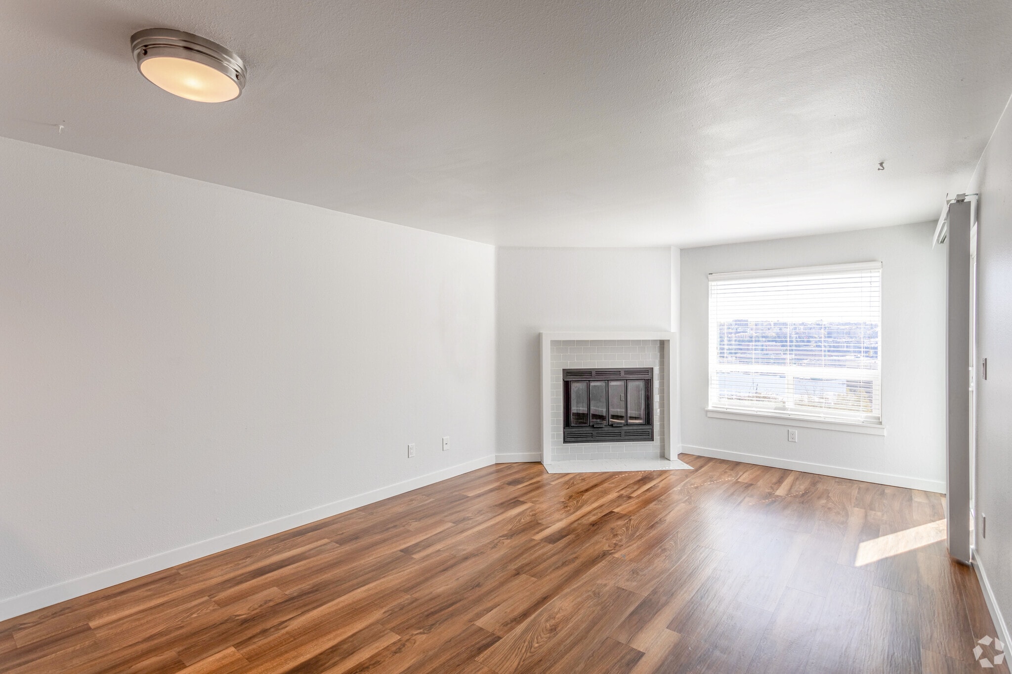 Unit 408 - Galer - 2BR, 1BA - 861 SF - The Eden SW