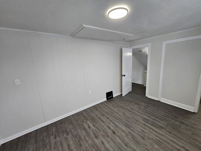 Building Photo - 9614 McCracken Rd