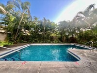 Building Photo - Convenient 2/2/1 with Lanai