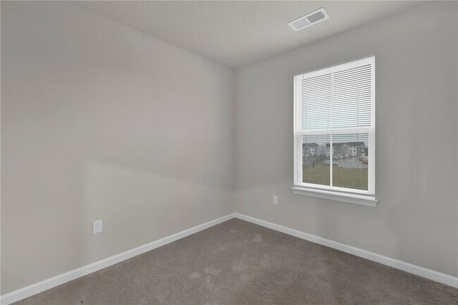Building Photo - 6003 Atlin Ln