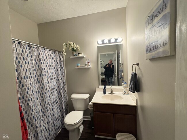 Building Photo - 914 Baden Manor Dr