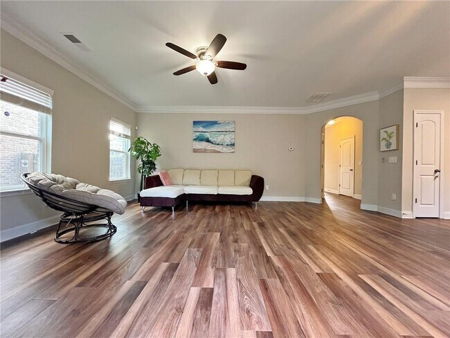 Building Photo - 516 Sprayberry Dr