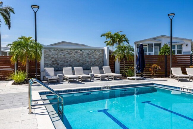 Building Photo - 11596 Palm Dr