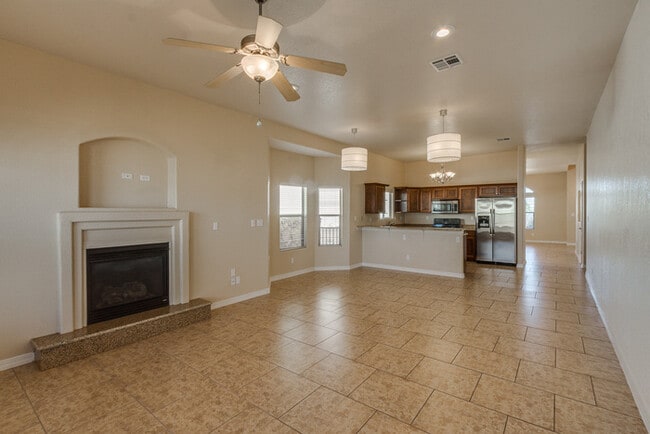 Building Photo - Custom 1 Story Home in Sandstone Ranch Est...