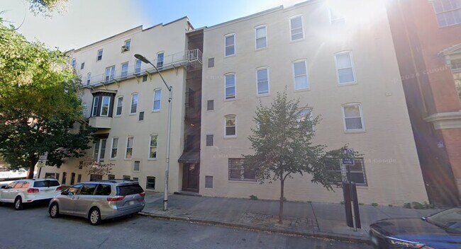 Building Photo - 15 E Read St