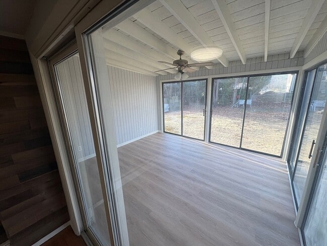 Building Photo - 169 Vermont Ave