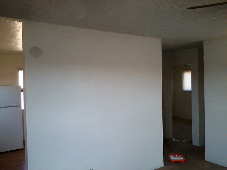 living room painted - 3895 Harney St