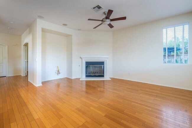 Building Photo - 21603 Glen Canyon Pl