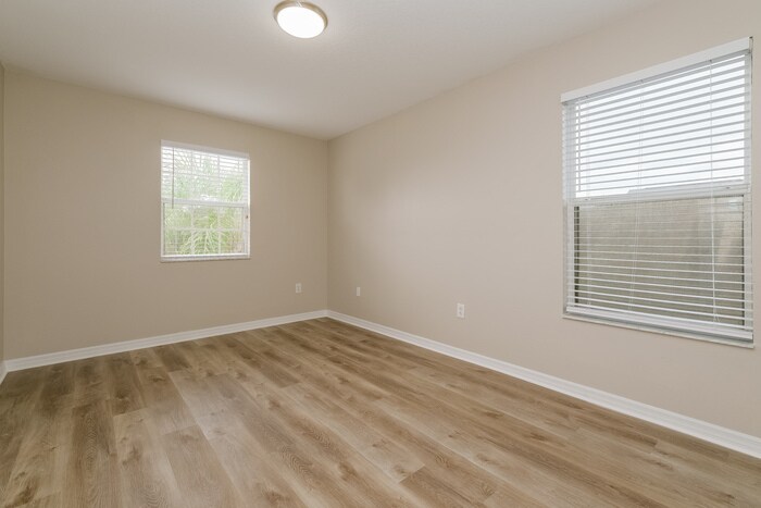 Building Photo - 7266 Lumber Port Dr
