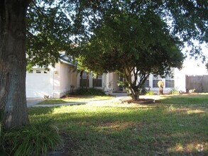 Building Photo - 111 Sunridge Woods Ct