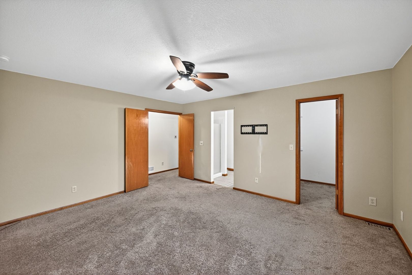 Building Photo - 4822 W 69th Dr