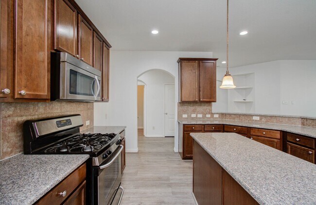 Building Photo - 22314 Mosshall Ct