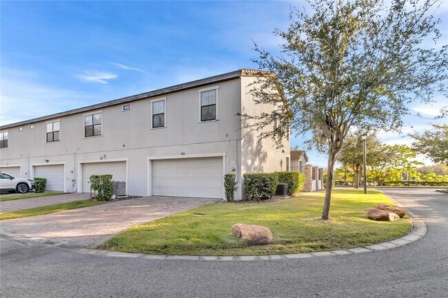 Building Photo - 105 Kenny Blvd