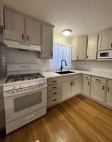 Building Photo - 20 Mariette Dr