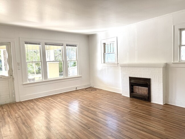 Building Photo - 316 K St SW