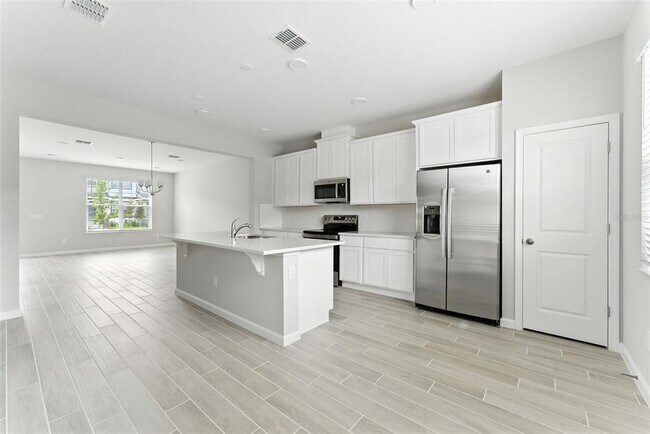 Building Photo - 15352 Burgtheater Dr
