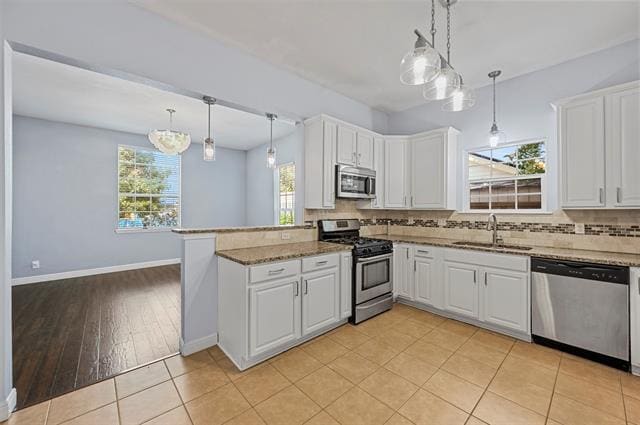 Building Photo - 420 E 9th St