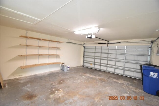 Building Photo - 2600 60th Ave S