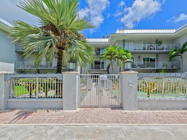 Building Photo - 7403 SW 82nd St