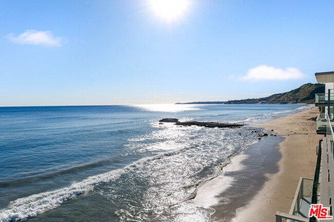 Building Photo - 25216 Malibu Rd