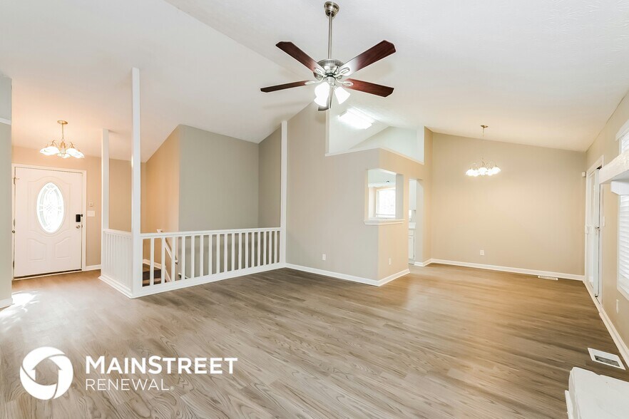 Building Photo - 5878 Homestead Cir