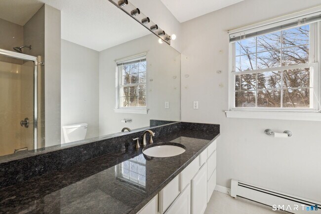 Building Photo - 65 Fitch Meadow Ln