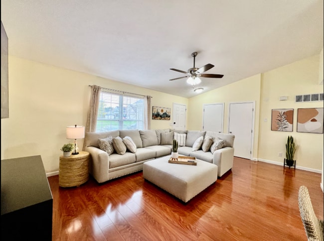 Building Photo - Comfy Ranch Home in West Chester
