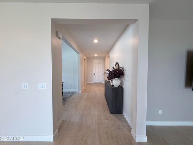 Building Photo - 9324 S 30th Ln