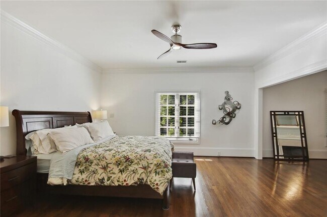 Building Photo - 2760 Carmon on Wesley NW