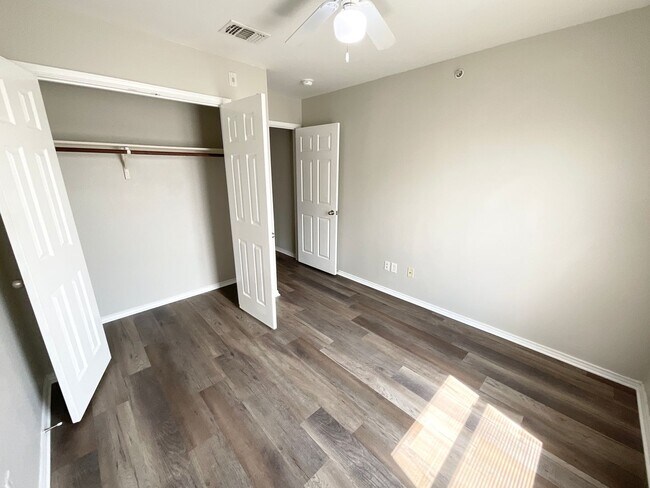 Building Photo - Lovely 2-story | 3-bedroom | 2.5-bath town...