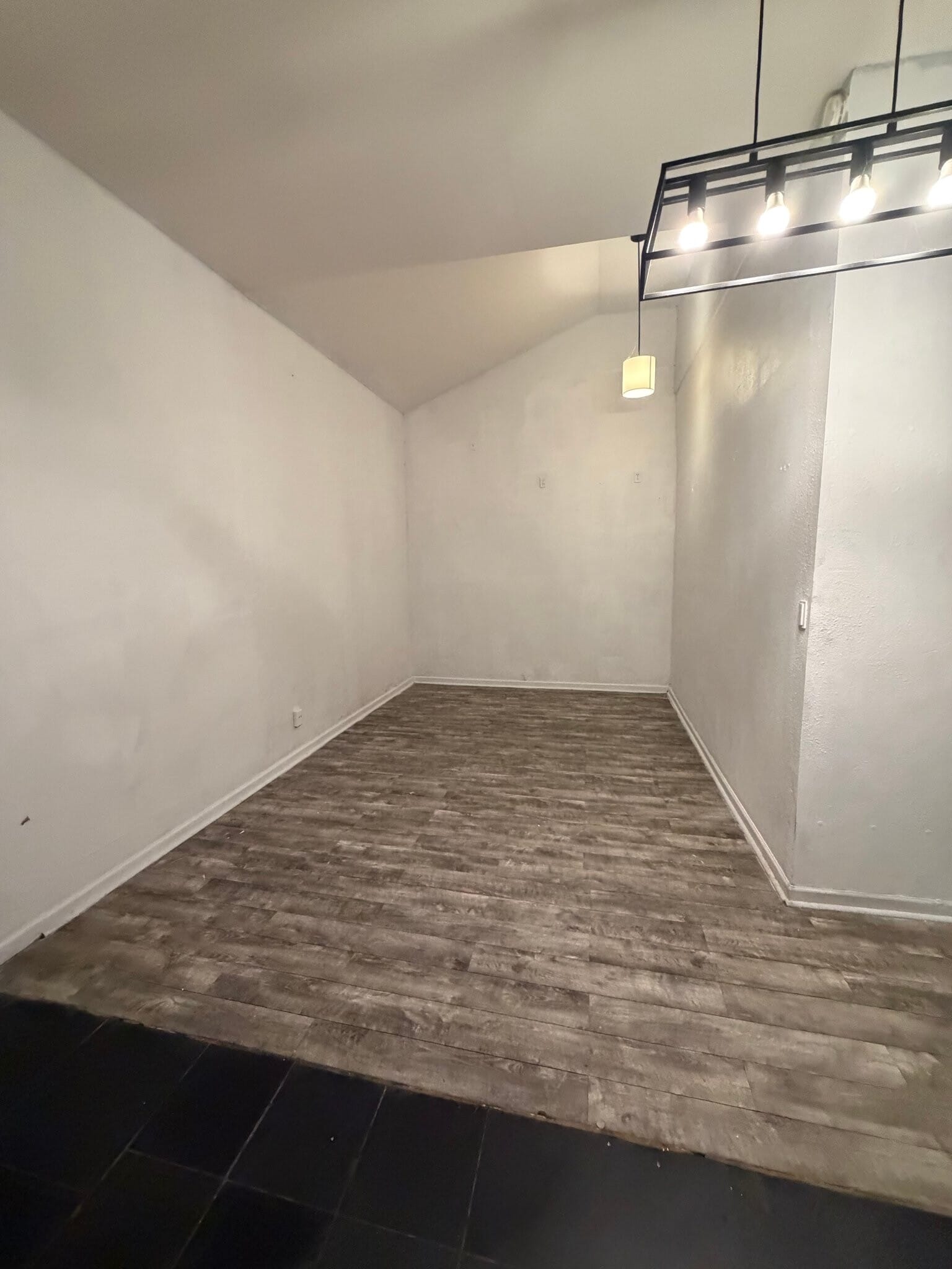 Building Photo - 6602 Gramercy St