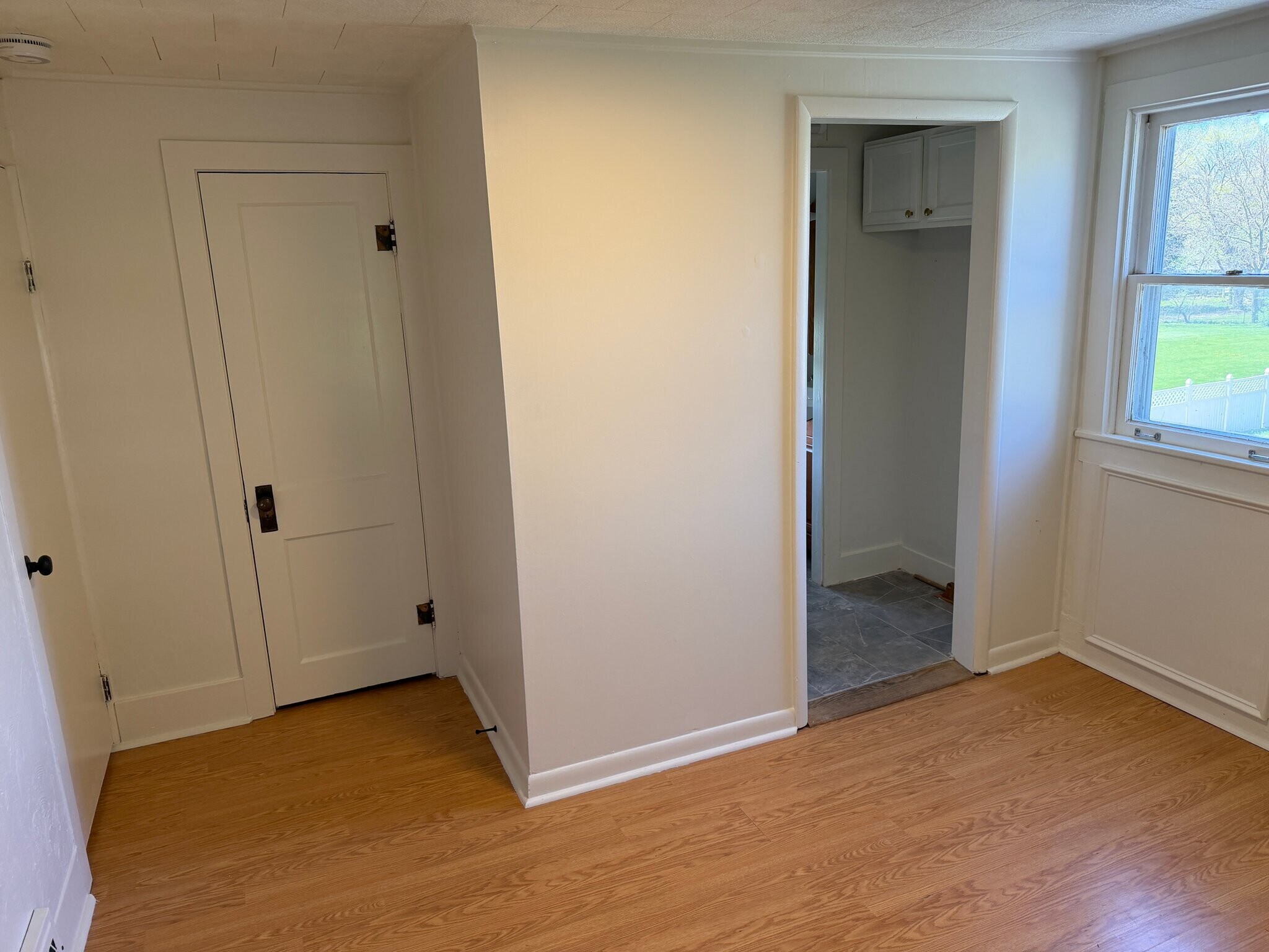 Building Photo - 315 N Maple St