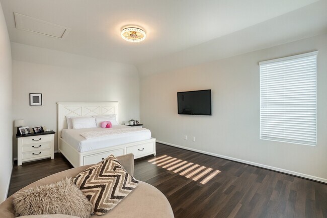 Building Photo - 14802 Black Rail Dr
