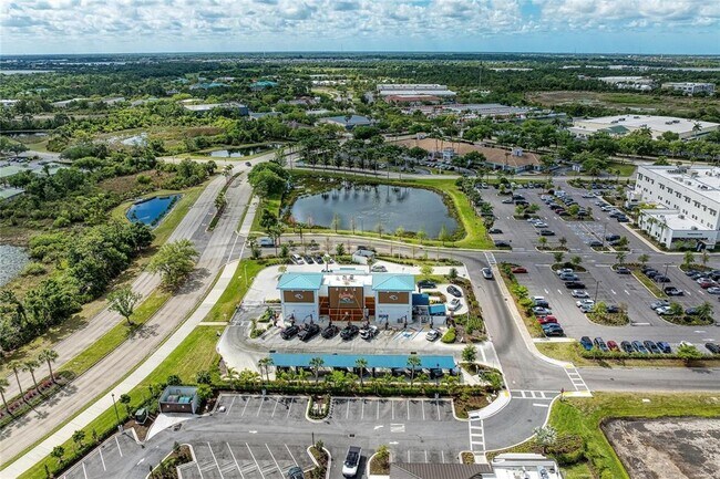 Building Photo - 8143 Miramar Way