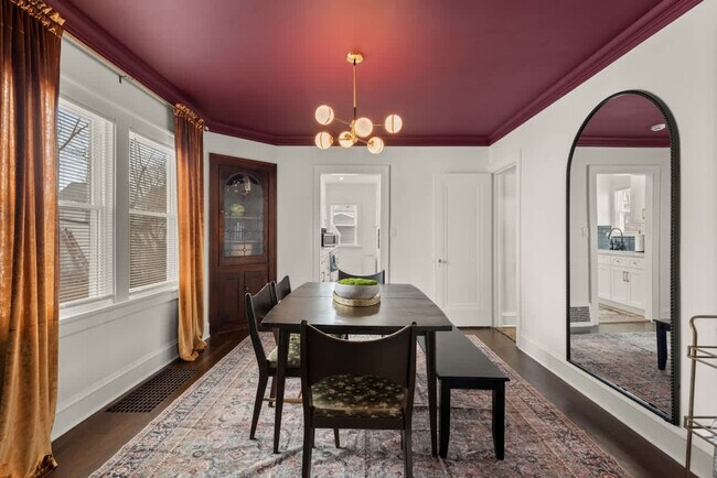 Building Photo - 4040 W 158th St