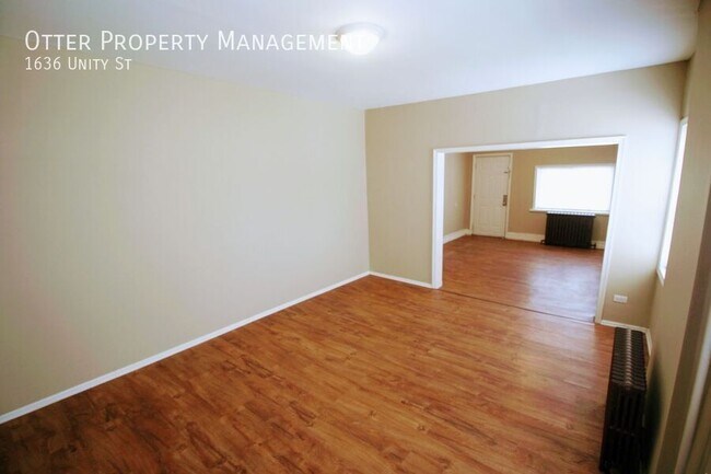 Building Photo - 1636 Unity St