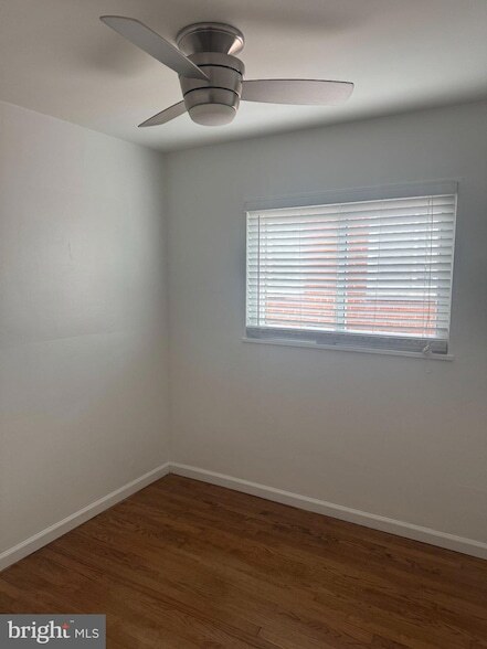 Building Photo - 5296 Chillum Pl NE