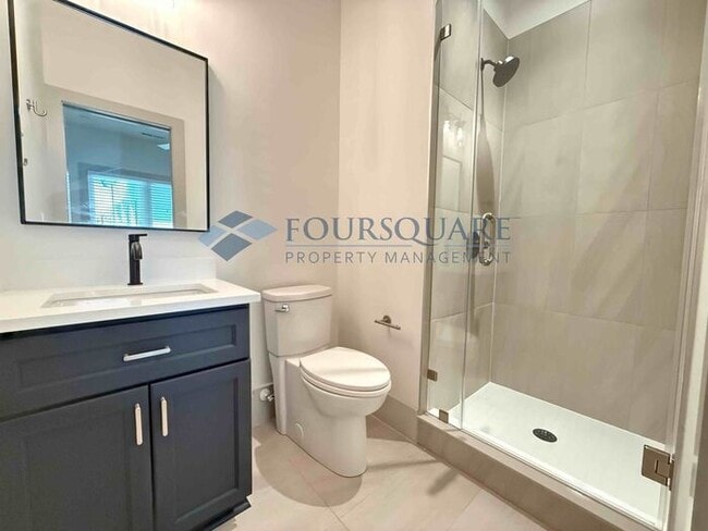 Building Photo - Modern 4-Bed / 4-Bath Townhome with Covered Patio, Deck & Garage – Inside the Beltline Near Downt...