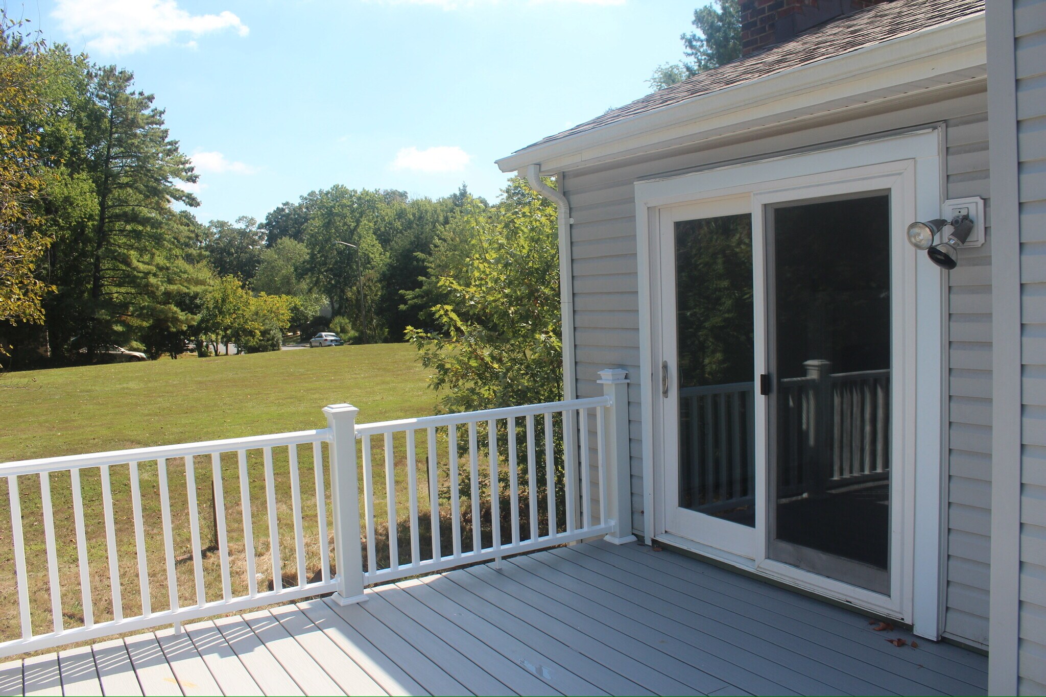 Building Photo - 750 Hickory Ct
