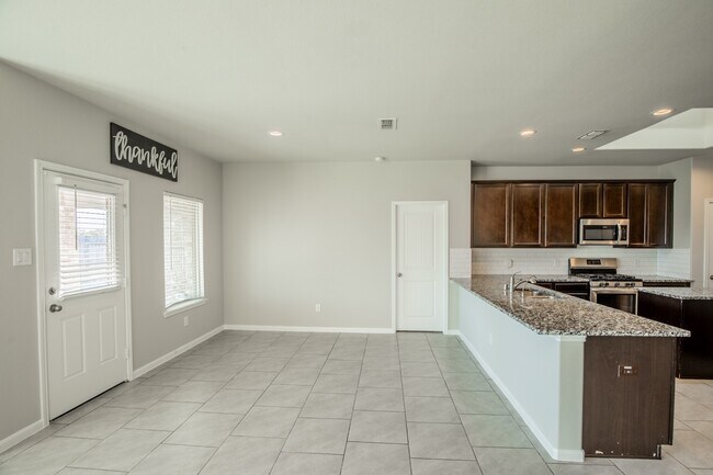 Building Photo - 1407 Wheatland Terrace Ln